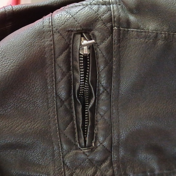 X-RAY Boy's Stand Up Collar Moto-Jacket, Faux Leather w/Sherpa Lining, - Picture 7 of 8